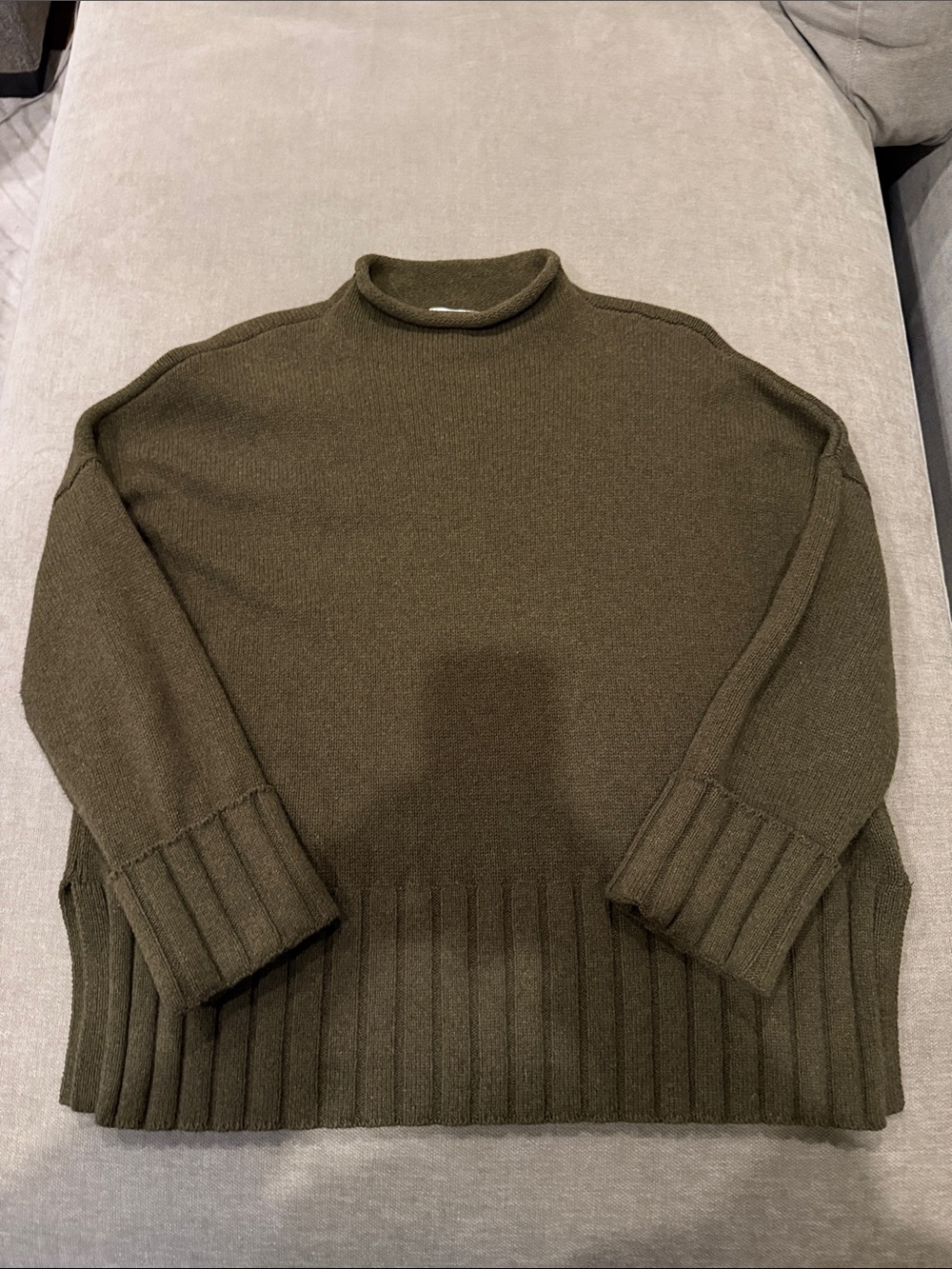 Madewell Olive Green Turtleneck Sweater - Picture 1 of 2